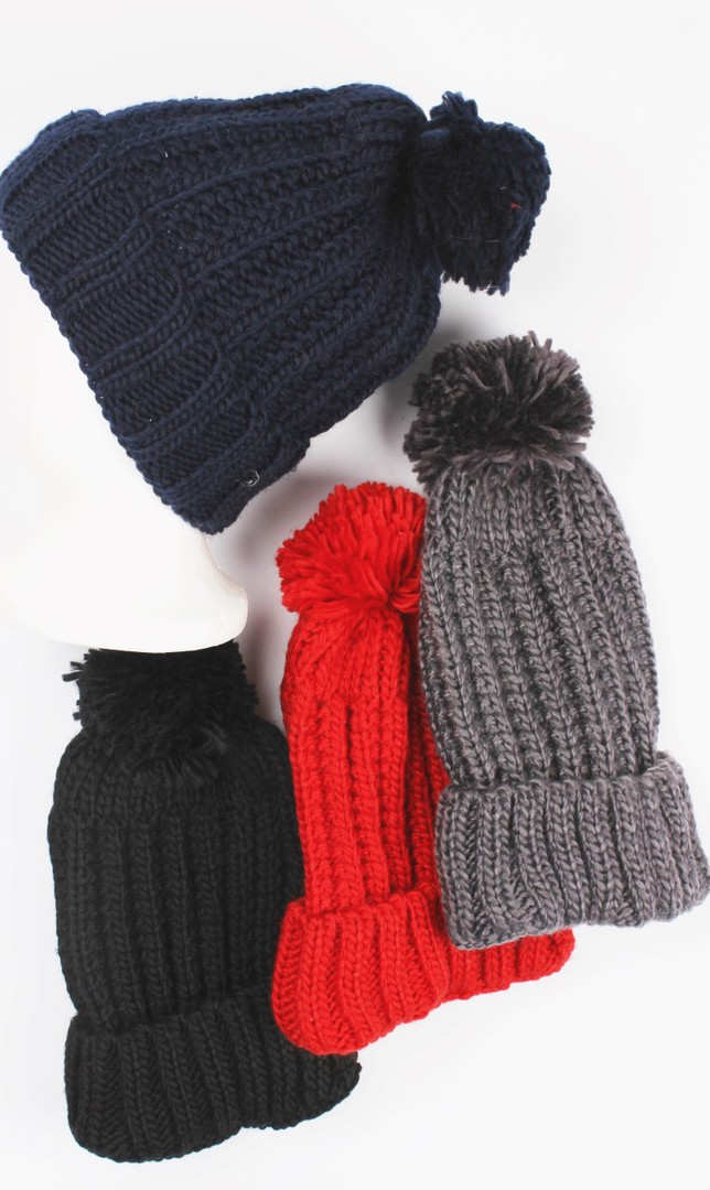 Beanie pack of 12 warm knit turn up w pompom Style: HS/4383 image 0
